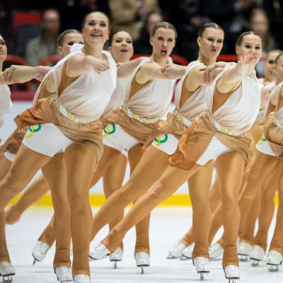 Suomen Marigold Ice Unity muodostelmaluistelun MM-kisojen lyhytohjelmassa Helsingissä vuonna 2019.