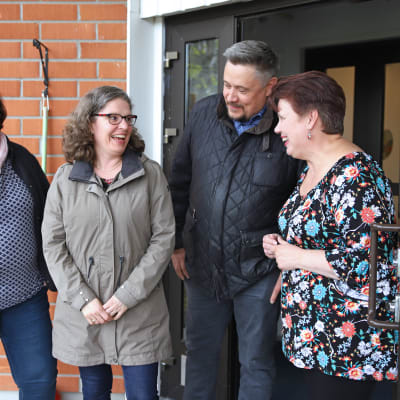 Auli Sorsa, Sari Dufva, Jussi Waajakoski ja Tarja Perälä. Paikka: Mallusjoen lepokoti.