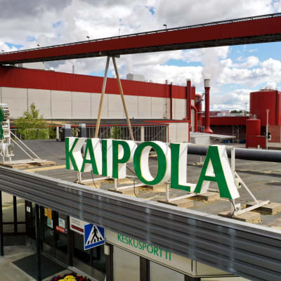 Kuvassa on Kaipolan paperitehdas Jämsässä.