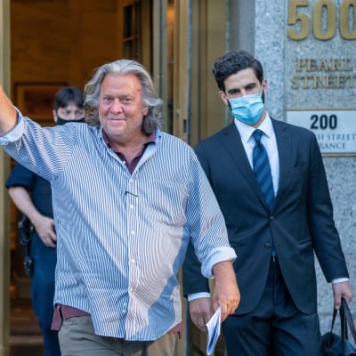 Steve Bannon vapautettiin vankilasta takuita vastaan viime elokuussa.