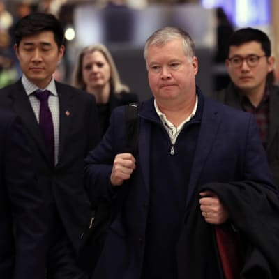Stephen Biegun saapui Etelä-Koreaan matkalla Pohjois-Koreaan.
