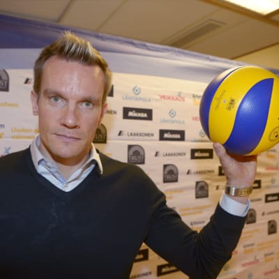 Tuomas Sammelvuo leder Finlands volleybollslandslag till år 2020.