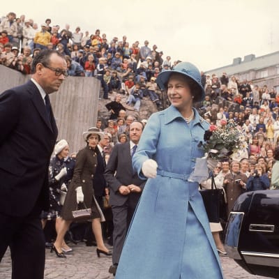 Kuningatar Elisabet II vieraili Temppeliaukion kirkossa Suomen vierailunsa aikana 1976.