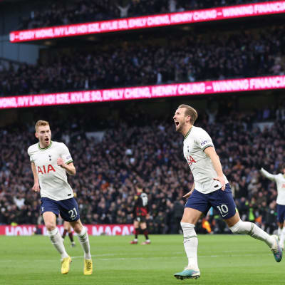 Harry Kane firar mål i Tottenham 2023.