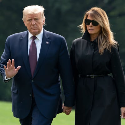 Donald och Melania Trump återvänder till Washington 1.10.2020