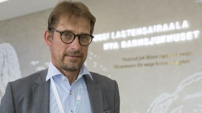 Lasten ja nuorten sairauksien toimialajohtaja Jari Petäjä, HUS