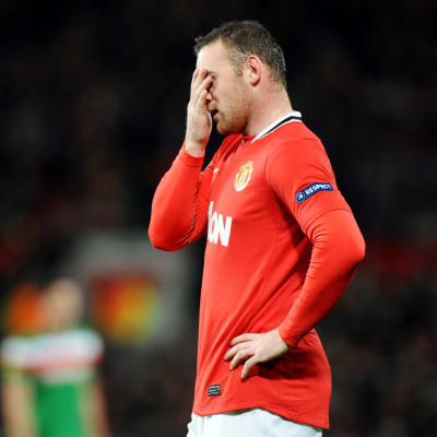 Wayne Rooney och United föll hemma mot Bilbao