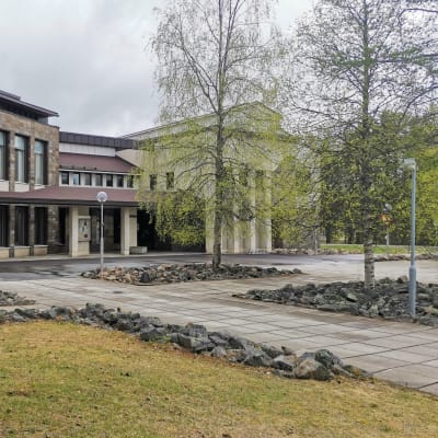 Sodankylän kunnantalo toukokuussa 2022