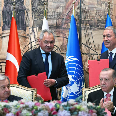 Antonio Guterres, Sergei Shoigu, Hulusi Akar ja Recep Tayyip Erdogan.