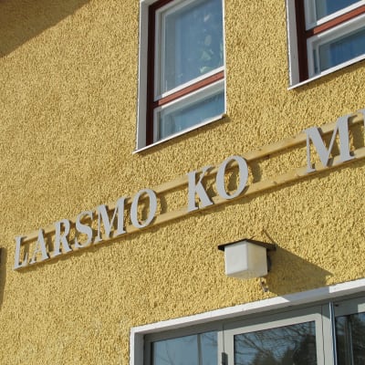 Larsmo kommunhus