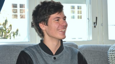 Abiturient vid Ekenäs gymnasium.