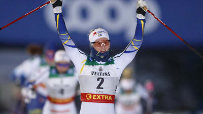 Maja Dahlqvist firar seger.