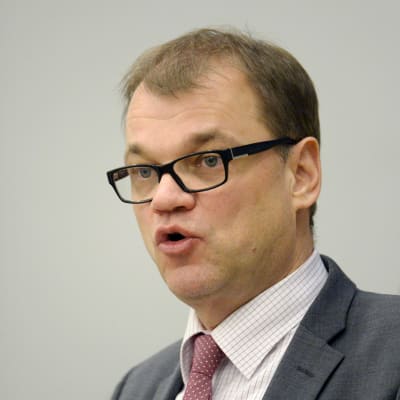 Statsminister Juha Sipilä i riksdagen den 18 november 2015.