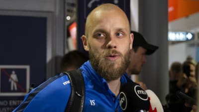 Teemu Pukki intervjuas.