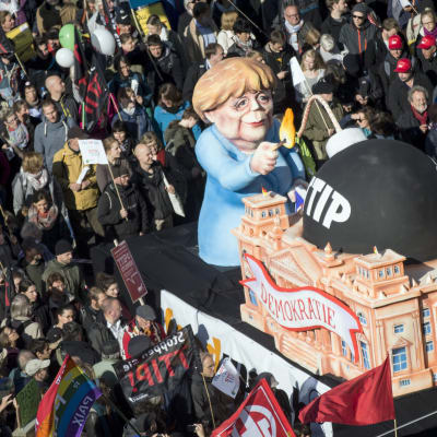 Protest mot handelsavtal i Berlin.