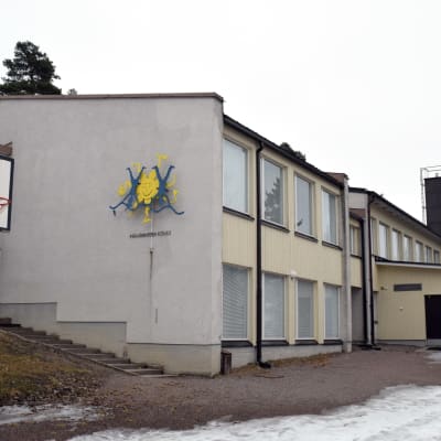 Päivärinteen koulu i Sjundeå.