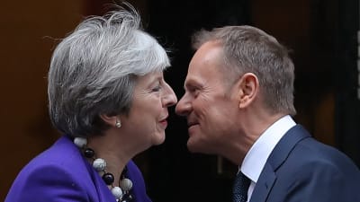Theresa May och Donald Tusk i London 1.3.2018.