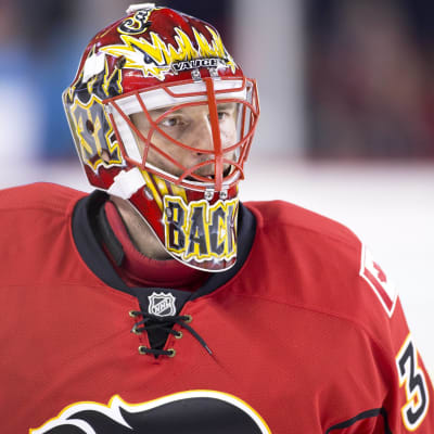 Niklas Bäckström har hittills spelat tre matcher för Calgary Flames.