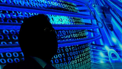 Den tyske underrtättelsechefen Hans-Georg Maassen talar om cybersäkerhet vid en konferens i Potsdam år 2014.
