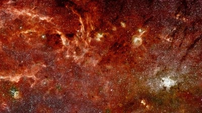 En bild av Vintergatans centrum, tagen i infrarött.