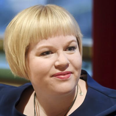 Annika Saarikko.
