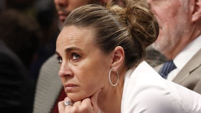 Becky Hammon på bänken 2020.