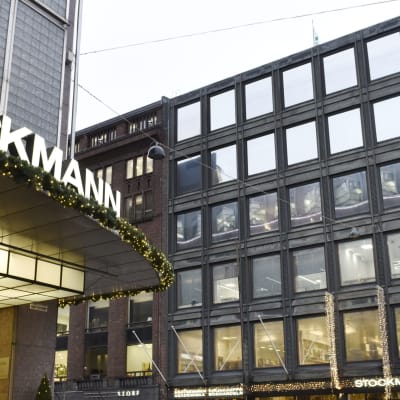 Stockmann och Bokhuset i Helsingfors. 