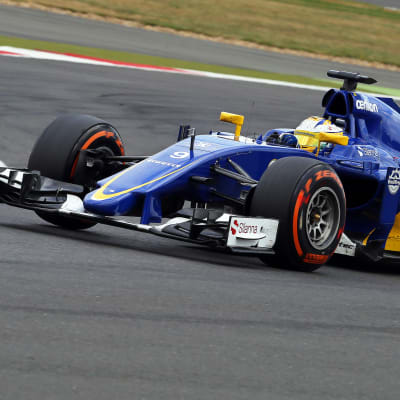 Marcus Ericsson i sin Sauber-bil i Silverstone 2015.