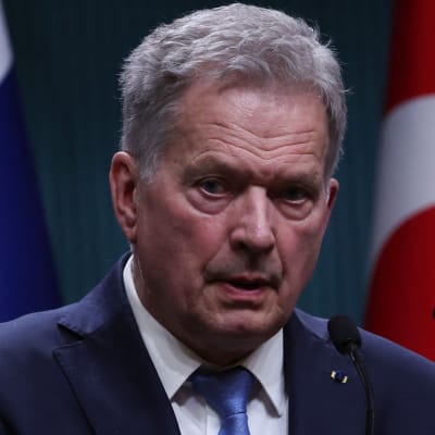 President Sauli Niinistö håller presskonferens i Ankara.
