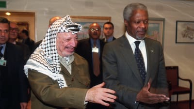 Yassir Arafat och Kofi Annan.
