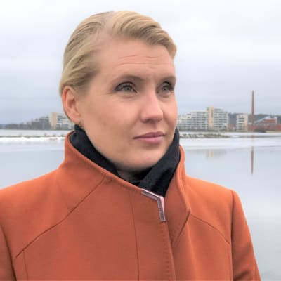 Päijät-Hämeen maakuntajohtaja Laura Leppänen Lahden satamassa
