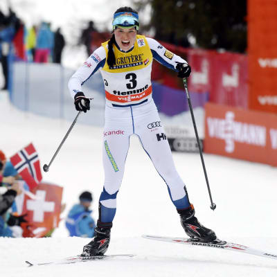 Krista Pärmäkoski i slalombacken i Val di Fiemme.