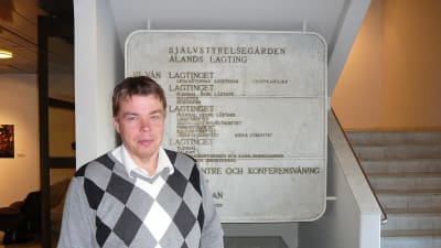 Lagtingsledamot Danne Sundman från Obunden samling vid Ålands lagting.