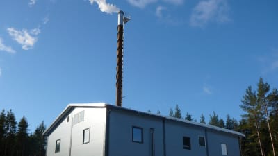 Byggnaden med flisvärmeverket vid Åbovägen är 11,5 m. bred, 22 m. lång och drygt 10 meter hög.