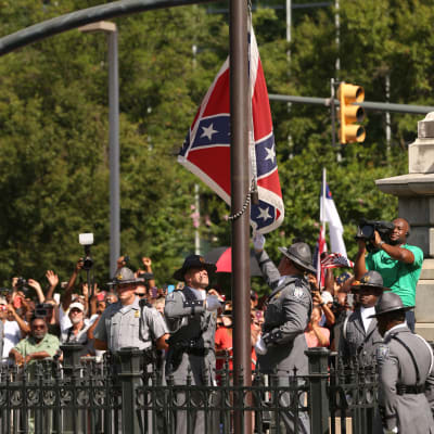 10. 7. 2015 Sydstatsflaggan halas ned i South Carolina för gott.