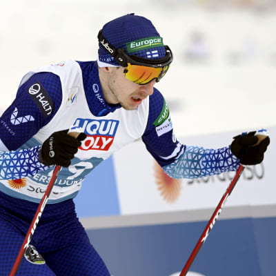 Ilkka Herola avancerade från 19:e till 6:e plats i skidmomentet.