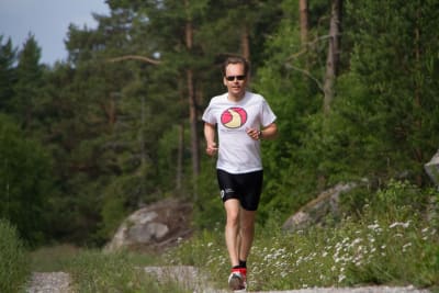 Kaj Arnö löper.