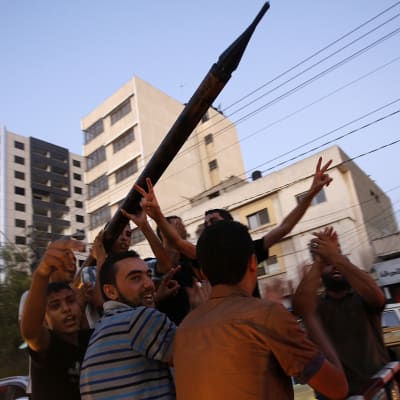 Gazabor firar eldupphör.