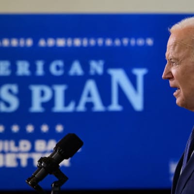 Joe Biden puhuu.