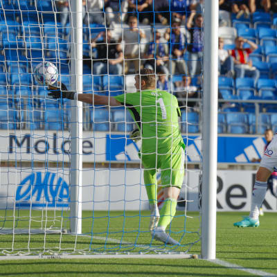 Molden avausmaali HJK:ta vastaan.