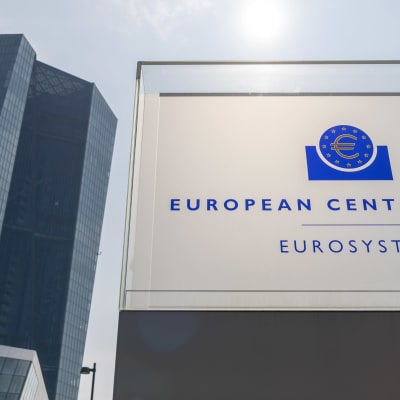 Euroopan keskuspankin rakennus Frankfurtissa.