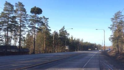 Avsnitt av riksväg 25/Karisvägen i Horsbäck, Ekenäs.