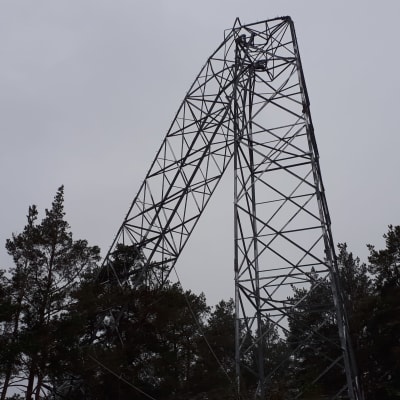 Voimalinja kaatui Naantalin Rymättylässä 12.1.2021