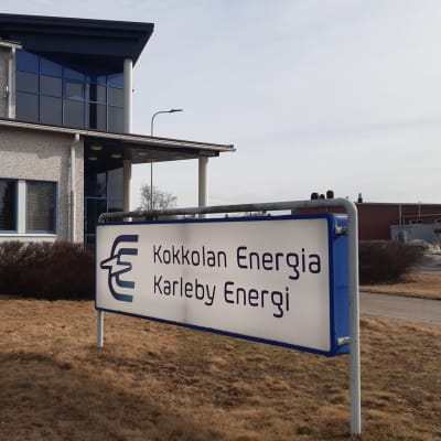 Skylt utanför Karleby Energis huvudkontor.