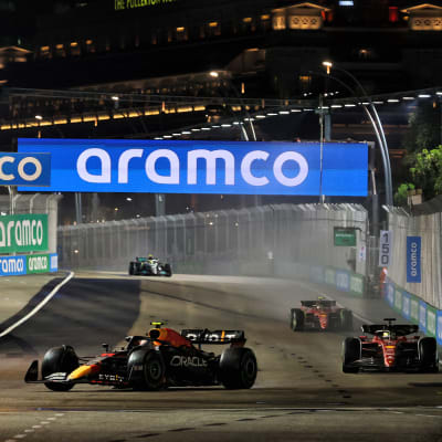Segio Perez kör i Singapore.