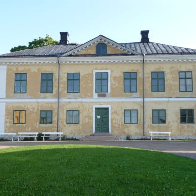 Brinkhall herrgård på Hirvensalo i Åbo där tv-seriven Hovimäki inspelades