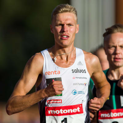 Topi Raitanen var klar etta på herrarnas 1 500 meter.