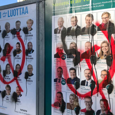 vaalimainoksia on sotkettu tampereella