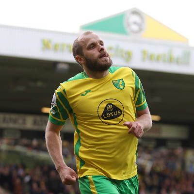 Teemu Pukki juhli kauden yhdeksättä maaliaan Burnleyä vastaan.