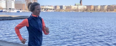 Johanna Bäcklund springer.